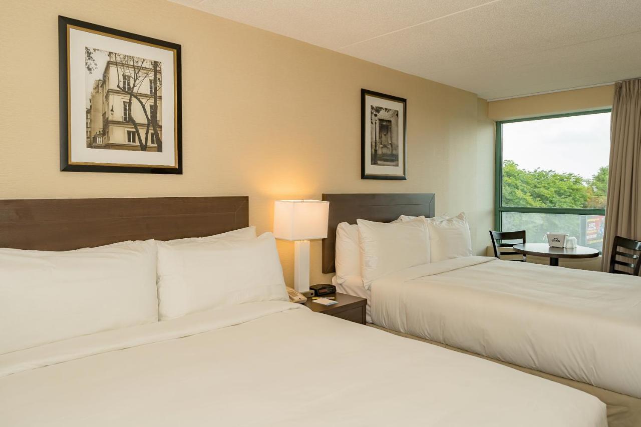 Days Inn By Wyndham Niagara Falls Lundys Lane Exterior photo
