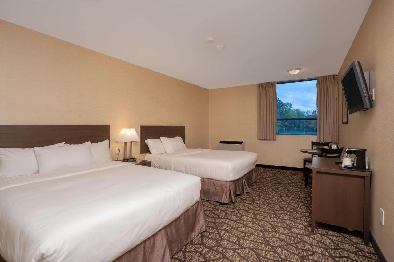 Days Inn By Wyndham Niagara Falls Lundys Lane Exterior photo