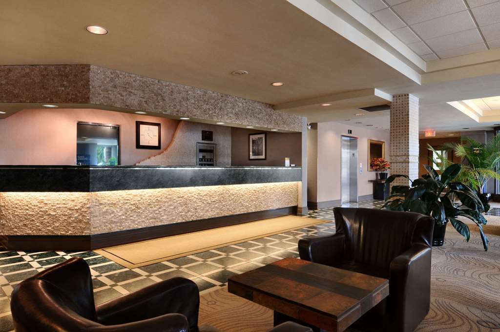 Days Inn By Wyndham Niagara Falls Lundys Lane Interior photo